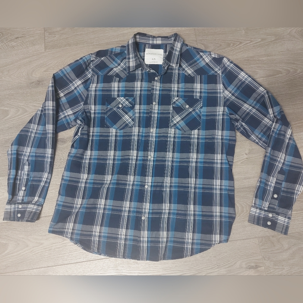 Aeropostale Long Sleeve with Pearl Snaps
